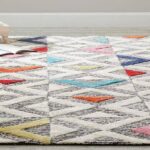 What makes handmade rugs different from machine-made rugs